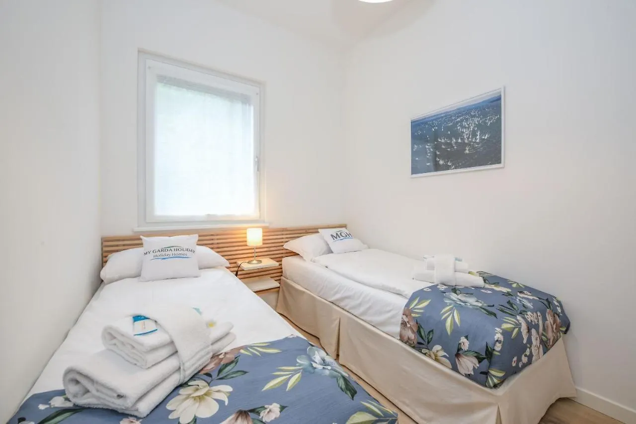 Ferienwohnung Mgh Torri Del Benaco Apartment